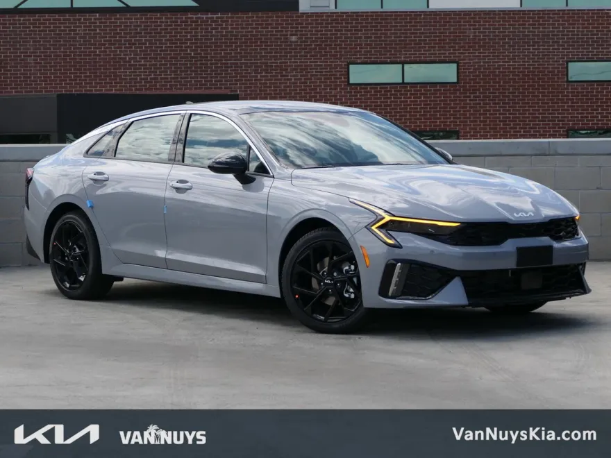 2026 Kia K5 GT-Line photo 1