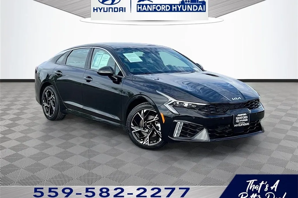 2025 Kia K5 GT-Line photo 1