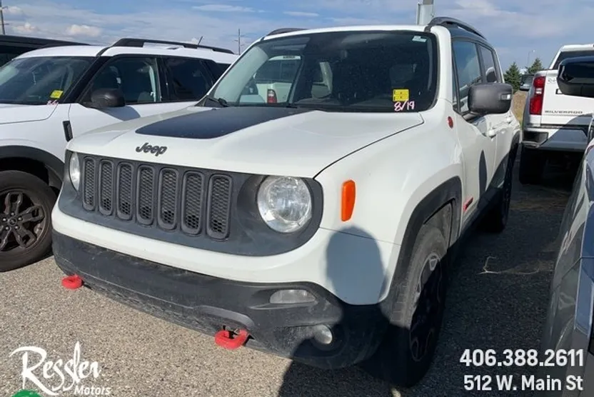 2015 Jeep Renegade Trailhawk photo 1
