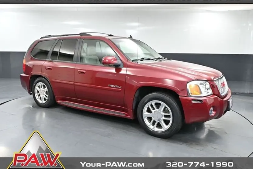 2009 Gmc Envoy Denali photo 1
