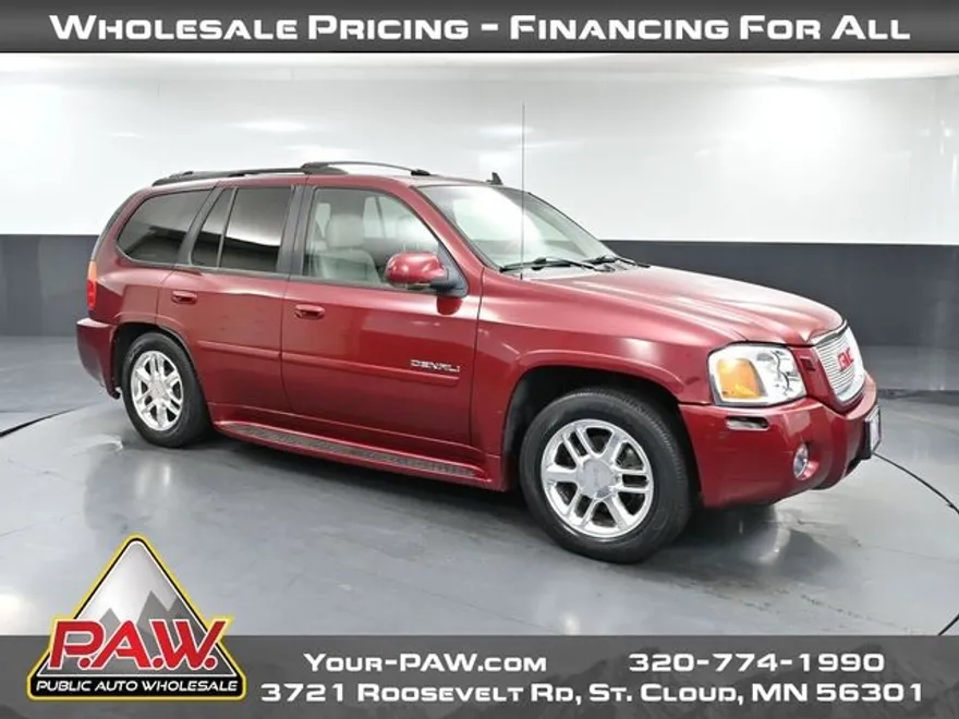 2009 Gmc Envoy Denali photo 1