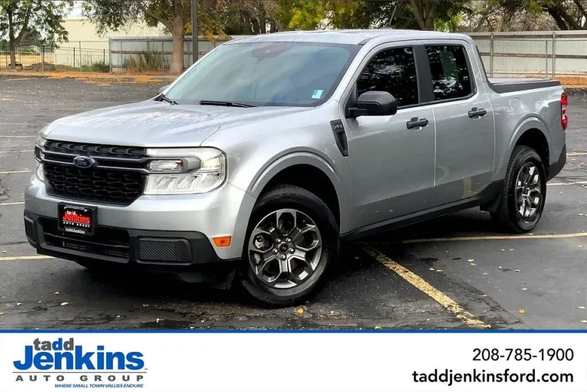 2024 Ford Maverick XLT photo 1