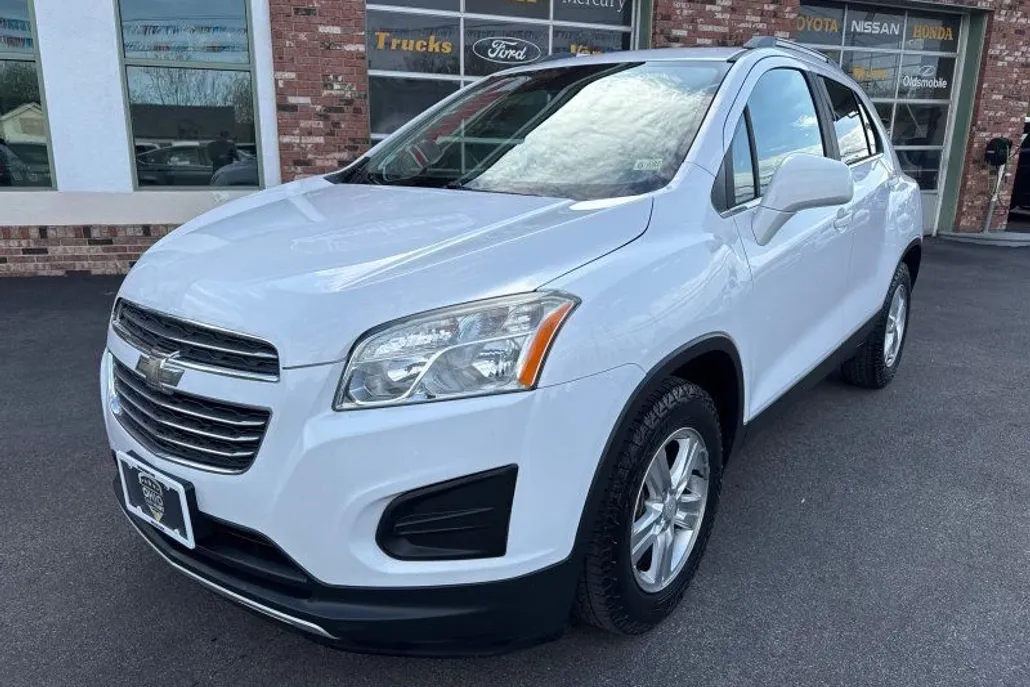 2016 Chevrolet Trax LT photo 1