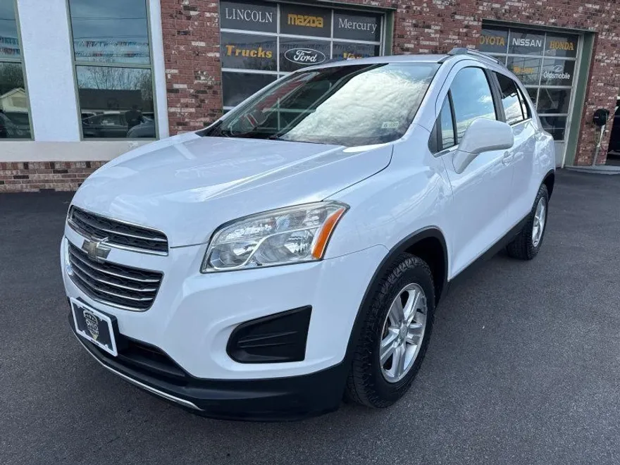 2016 Chevrolet Trax LT photo 1