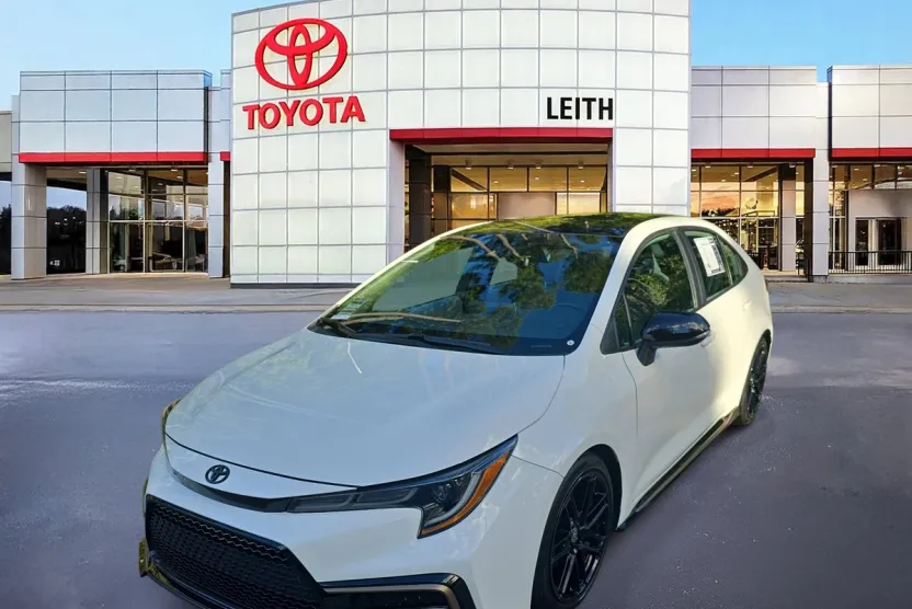 2021 Toyota Corolla SE photo 1