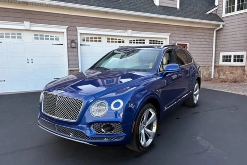 2018 Bentley Bentayga photo 1