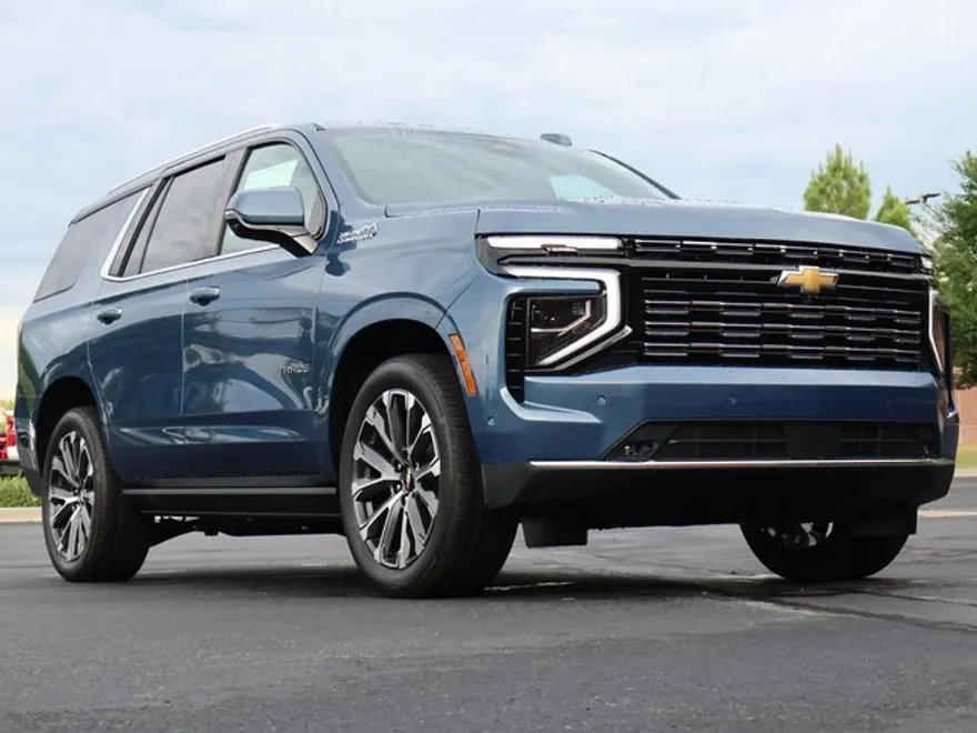 2025 Chevrolet Tahoe High Country photo 1