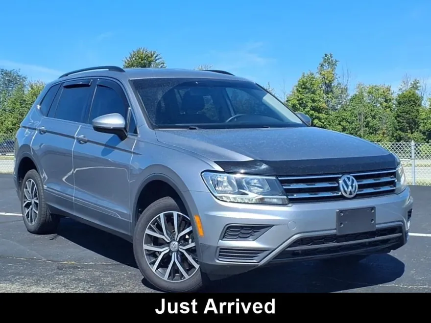 2021 Volkswagen Tiguan SE photo 1