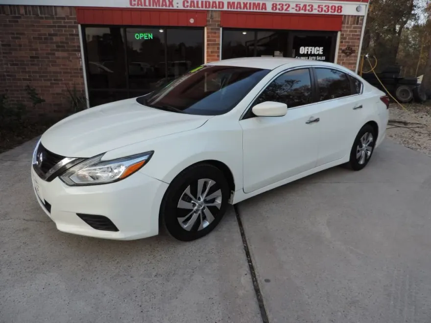2018 Nissan Altima 2.5 S photo 1