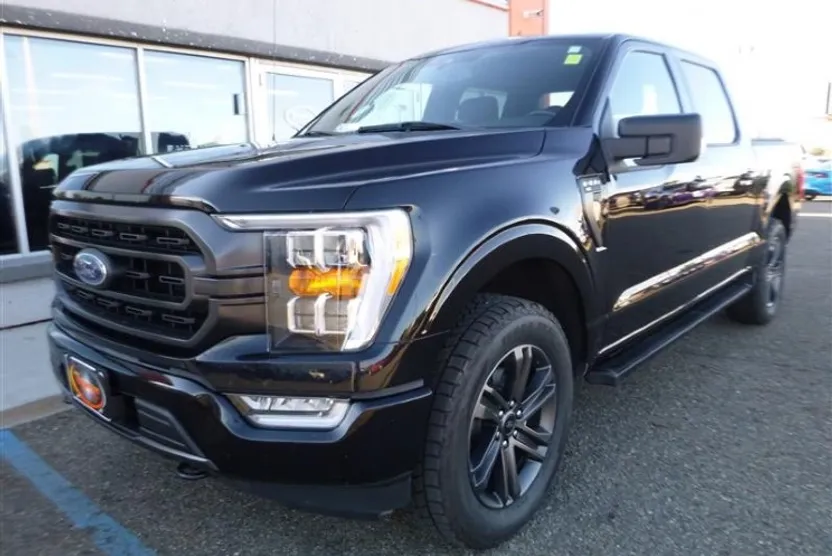 2021 Ford F-150 XLT photo 1