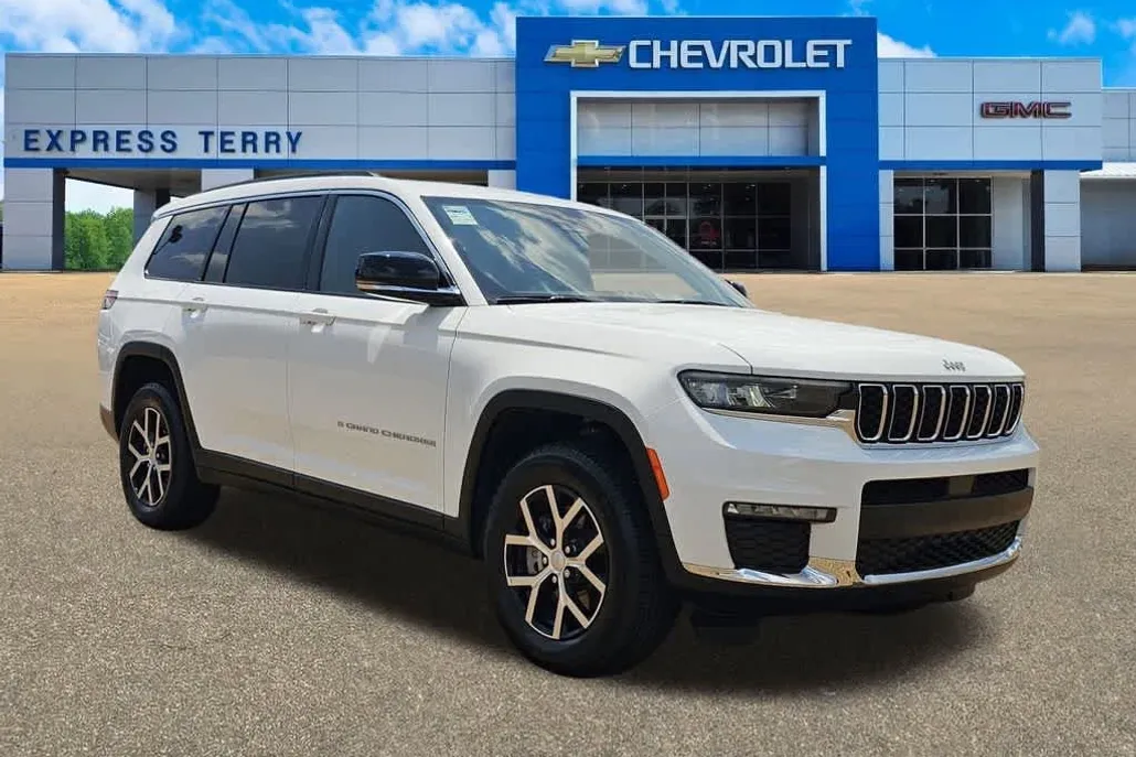 2024 Jeep Grand Cherokee Limited photo 1
