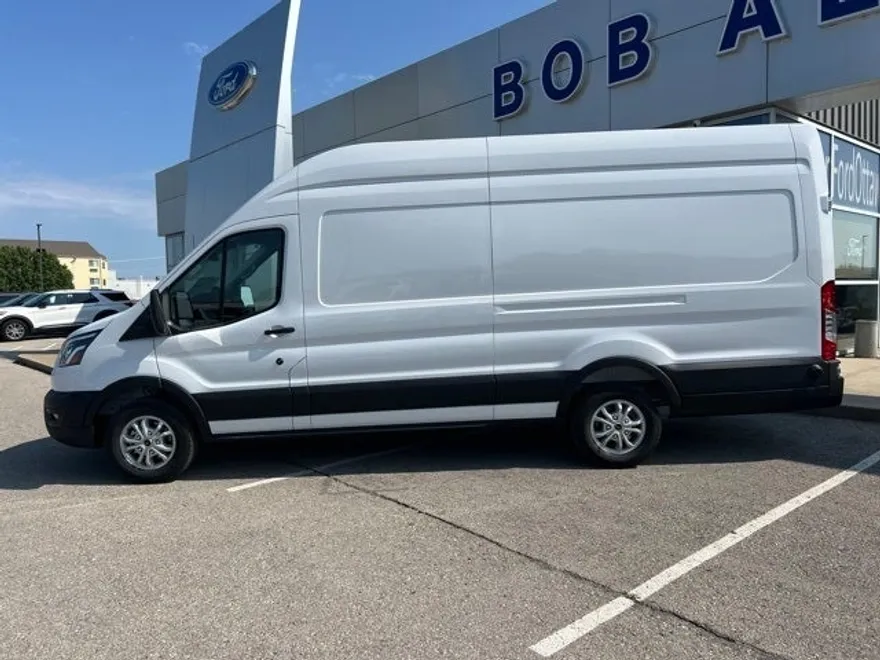 2025 Ford Transit photo 1
