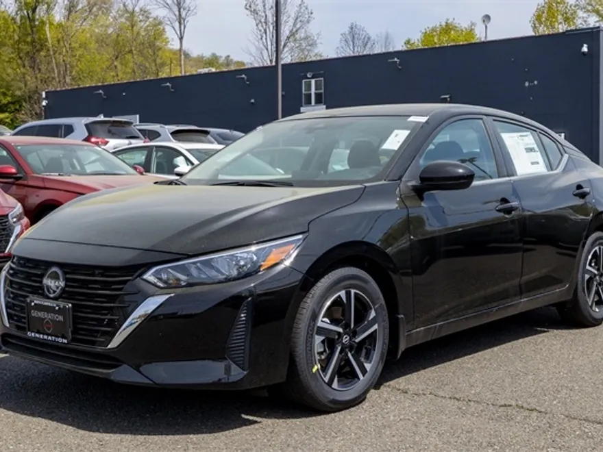 2025 Nissan Sentra SV photo 1