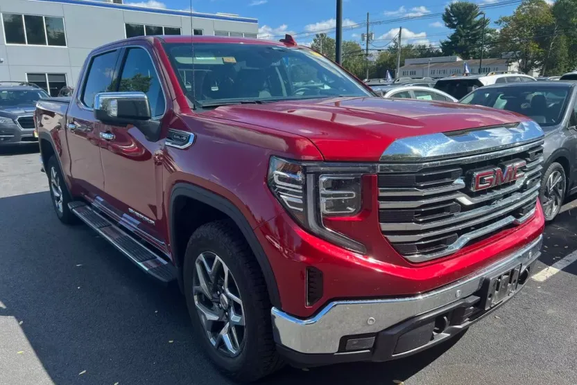 2024 Gmc Sierra 1500 SLT photo 1