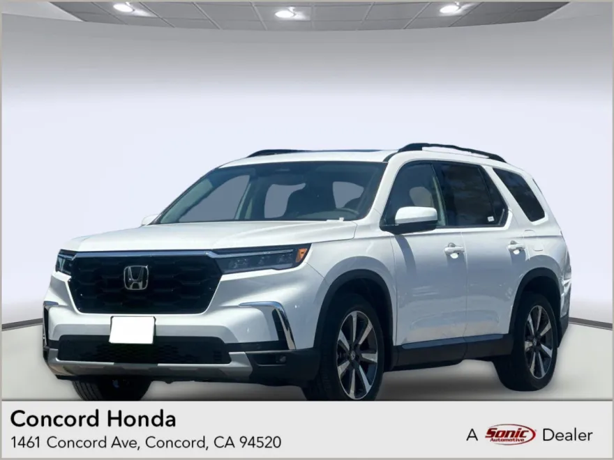 2025 Honda Pilot Touring photo 1