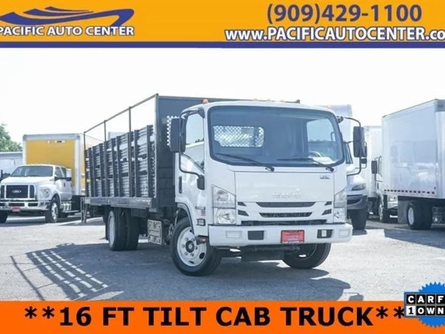 2019 Isuzu NRR photo 1