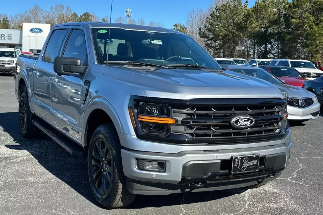 2025 Ford F-150 XLT photo 1