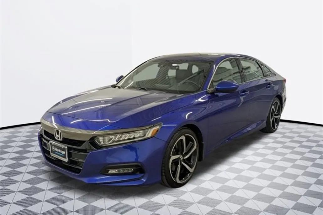 2019 Honda Accord Sport 2.0T photo 1