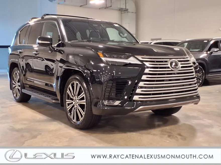 2025 Lexus LX 600 Luxury photo 1