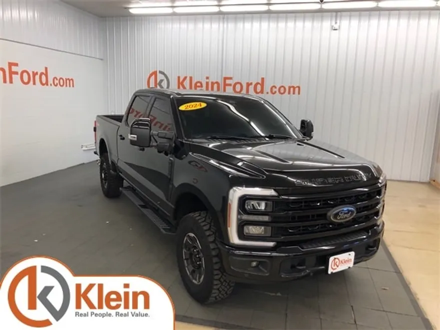 2024 Ford F-250 Lariat Tremor photo 1