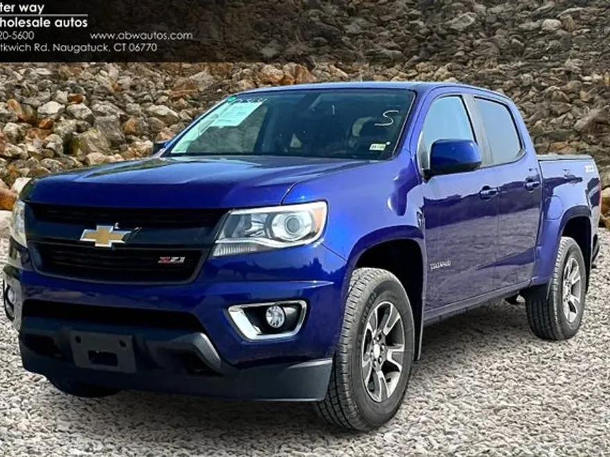 2017 Chevrolet Colorado Z71 photo 1