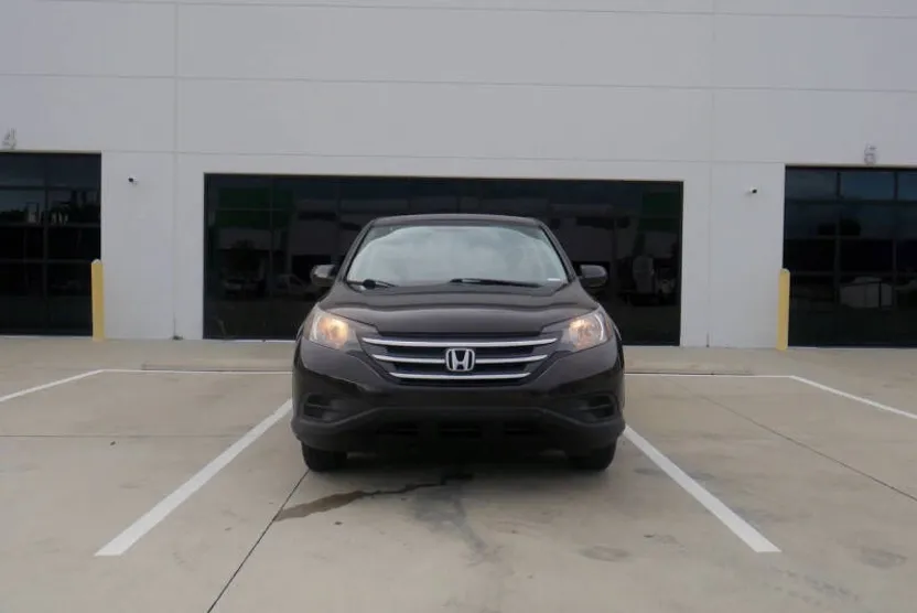 2013 Honda CR-V LX photo 1