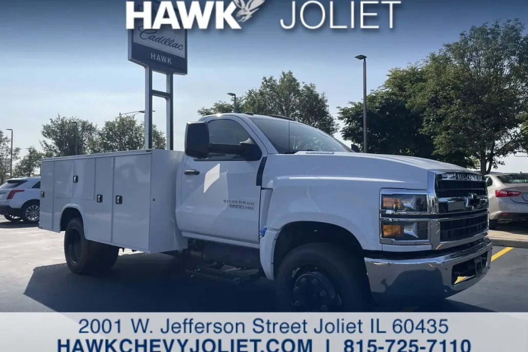 2024 Chevrolet Silverado 5500HD Work Truck photo 1