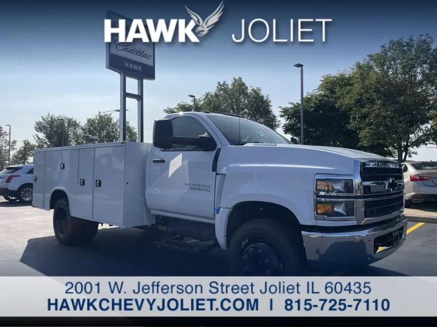 2024 Chevrolet Silverado 5500HD Work Truck photo 1