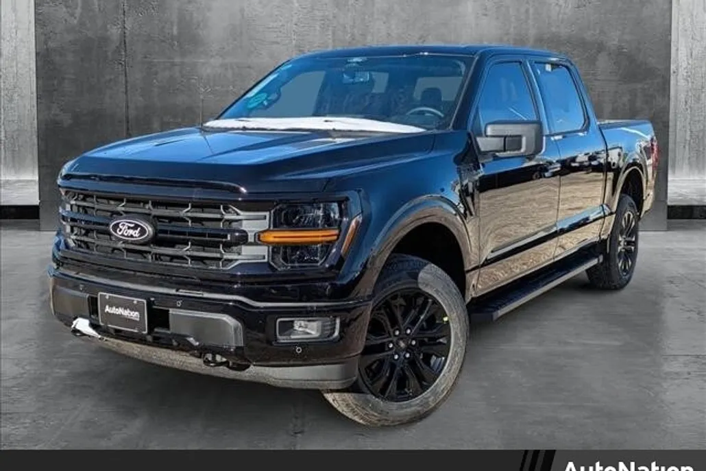 2025 Ford F-150 XLT photo 1