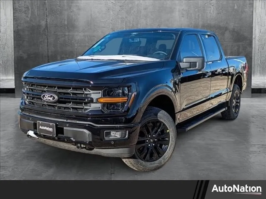 2025 Ford F-150 XLT photo 1