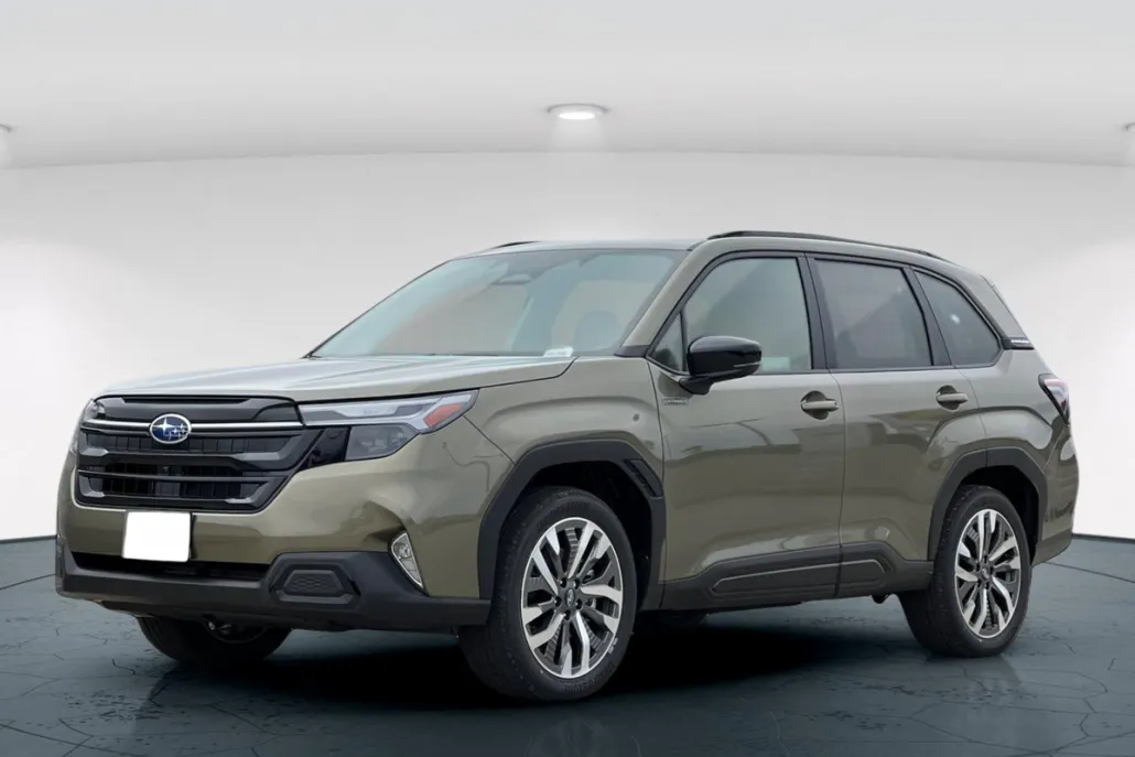 2025 Subaru Forester Touring photo 1