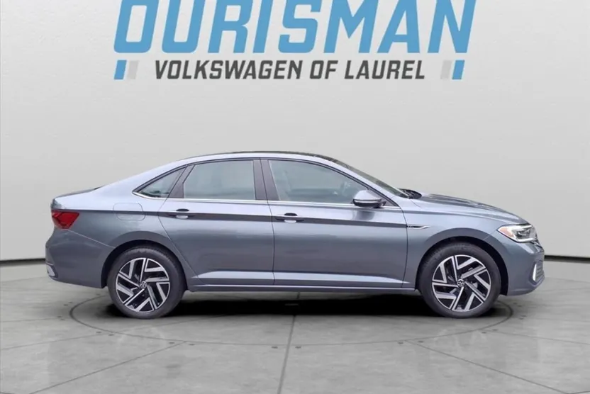 2024 Volkswagen Jetta 1.5T SEL photo 1