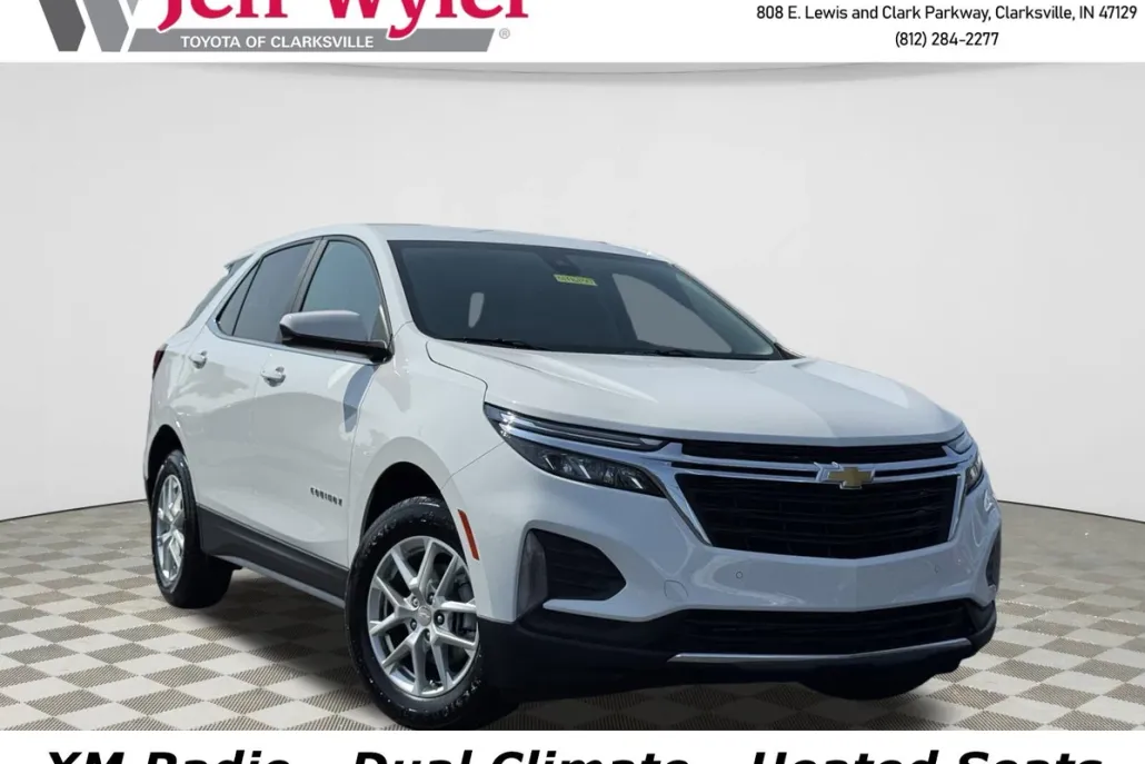 2023 Chevrolet Equinox LT photo 1