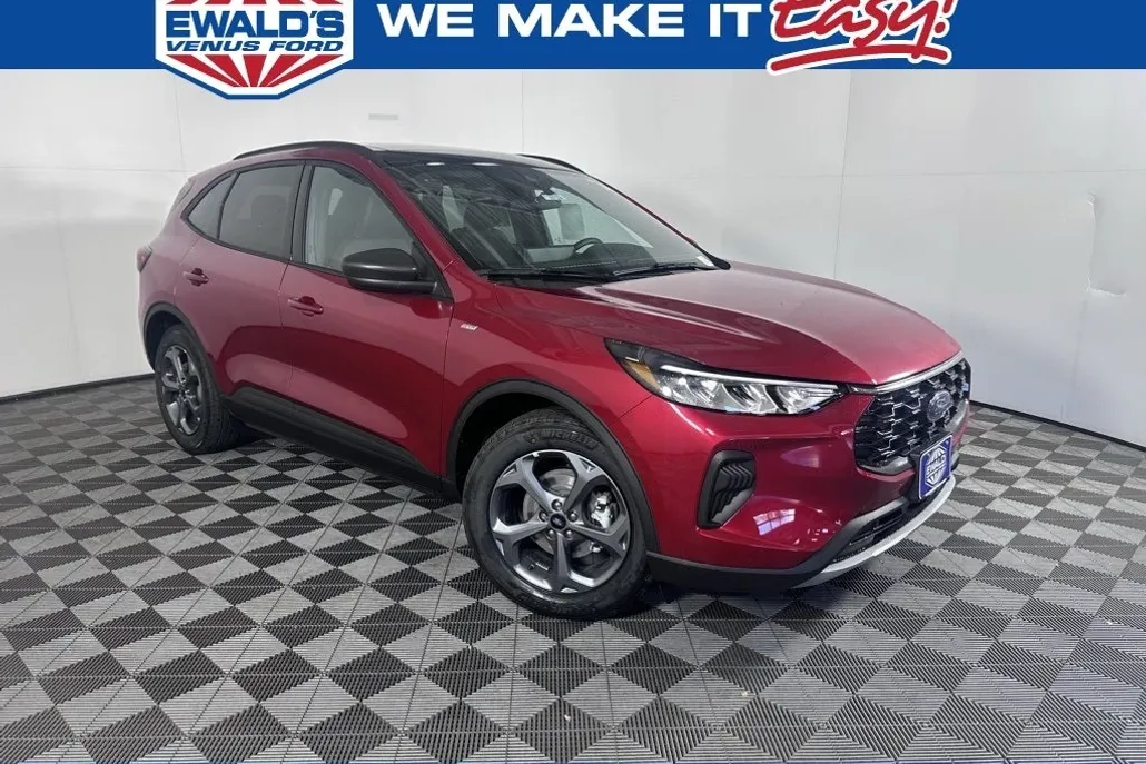 2025 Ford Escape ST-Line photo 1