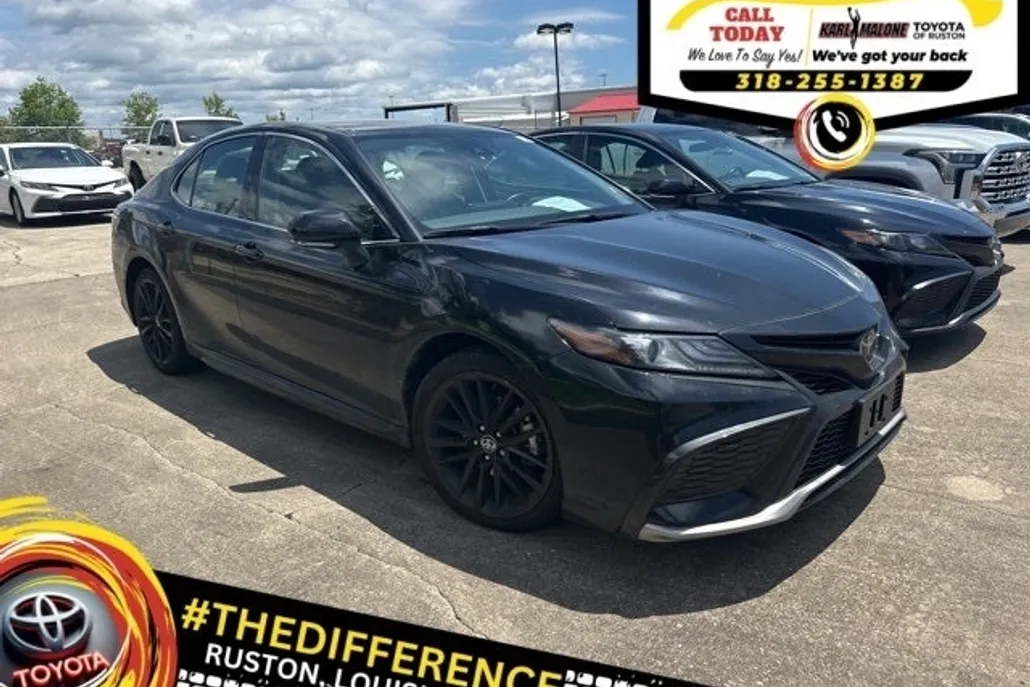 2023 Toyota Camry XSE photo 1