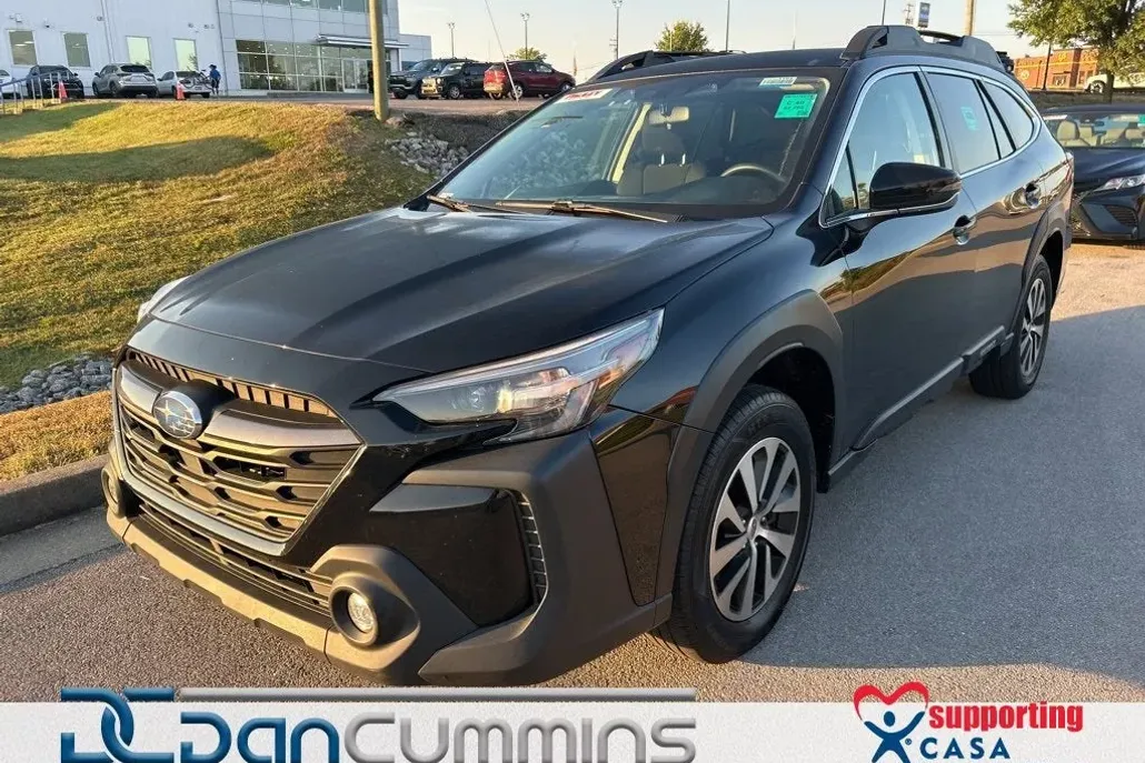2023 Subaru Outback Premium photo 1