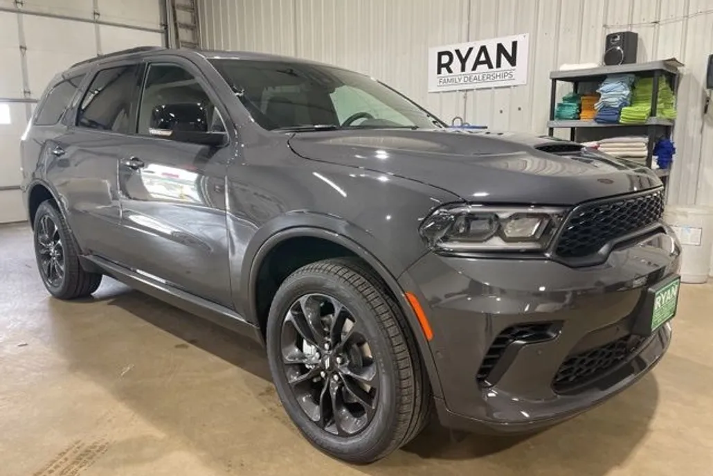 2025 Dodge Durango GT Plus photo 1