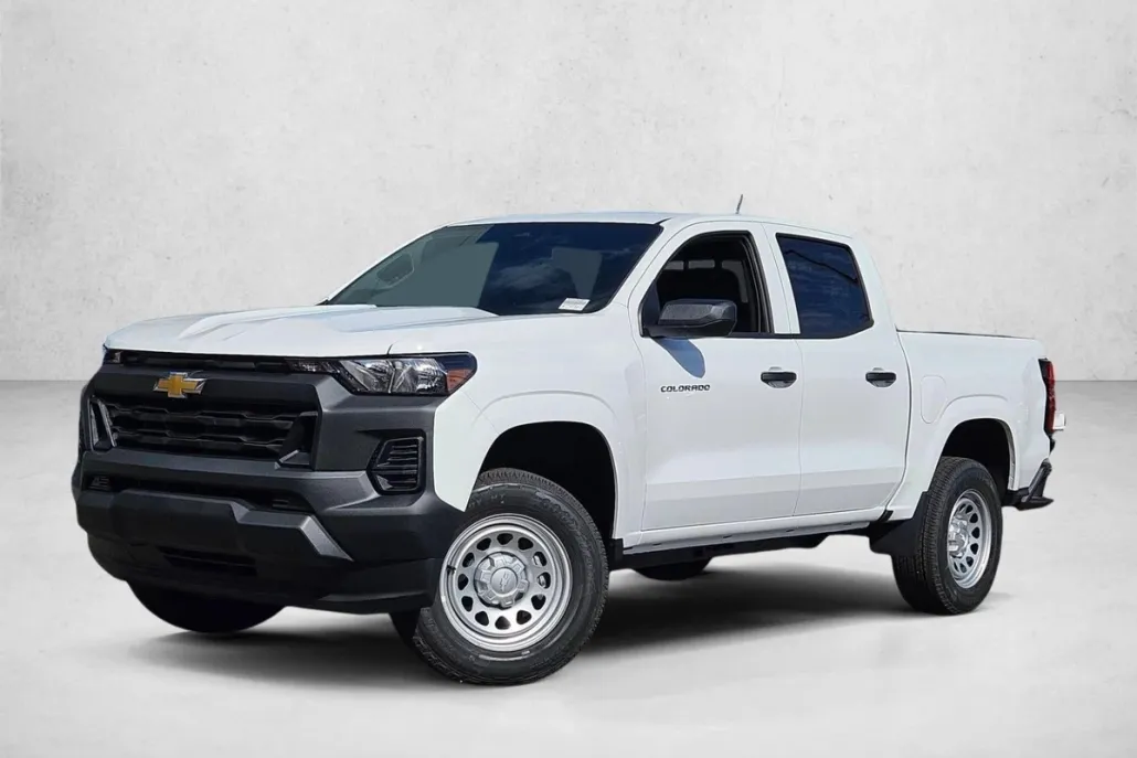 2026 Chevrolet Colorado Work Truck photo 1