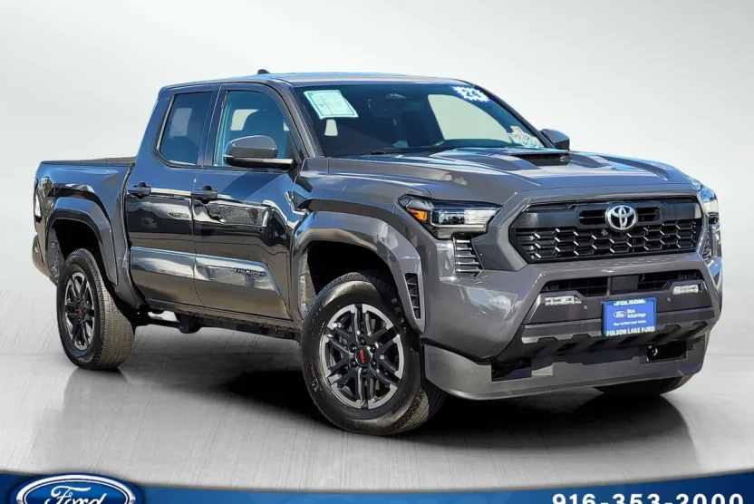 2024 Toyota Tacoma TRD Sport photo 1