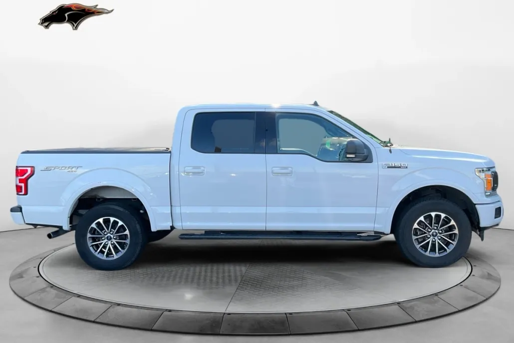 2019 Ford F-150 XLT photo 1