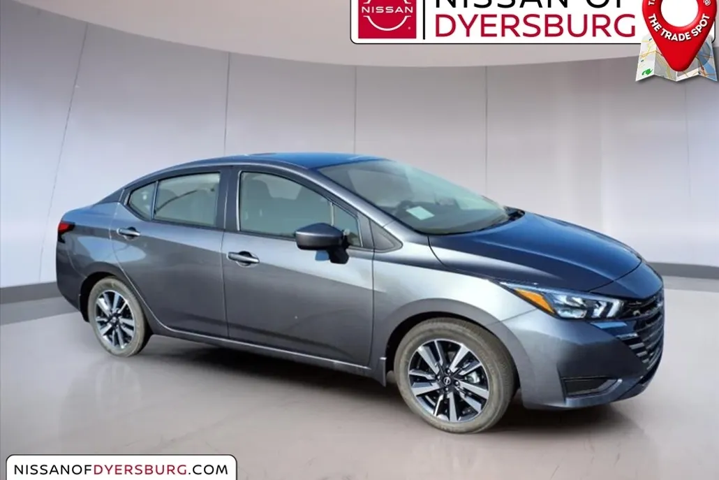 2025 Nissan Versa 1.6 SV photo 1