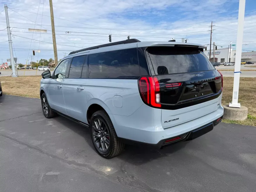 2025 Ford Expedition Platinum MAX EL photo 1