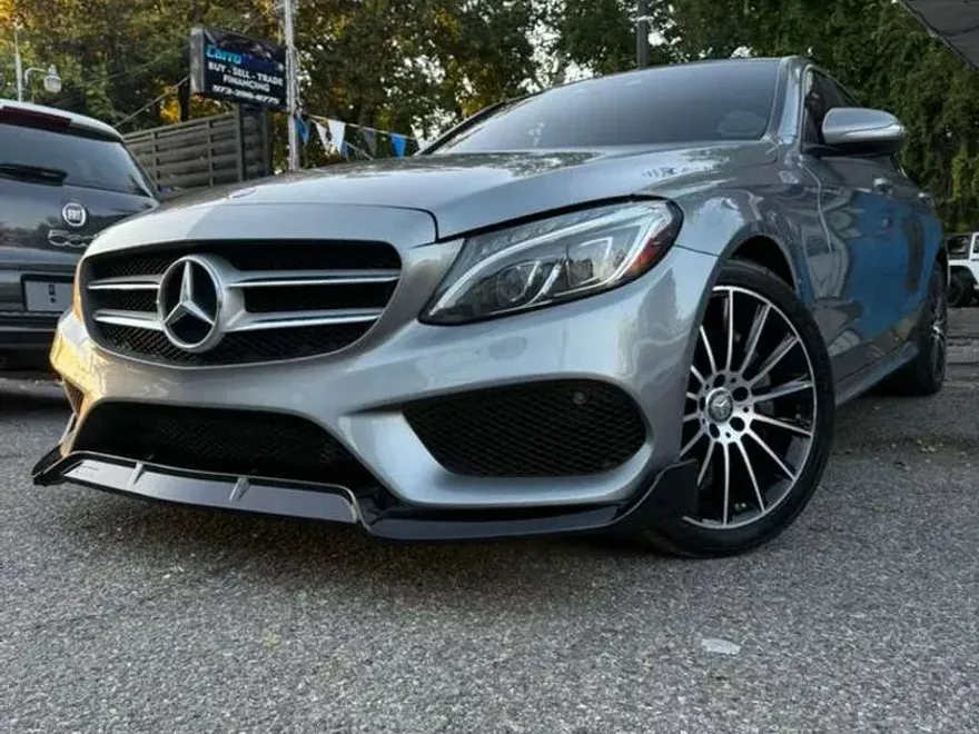 2015 Mercedes Benz C 300 photo 1