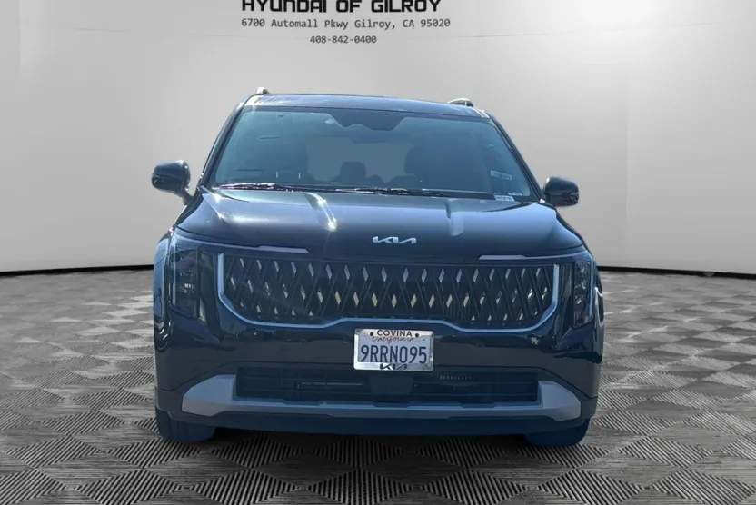 2025 Kia Carnival EX photo 1