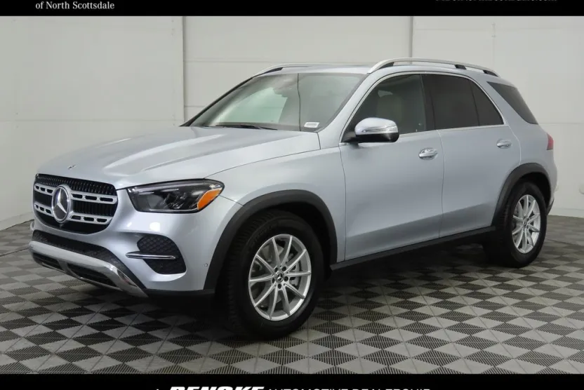 2025 Mercedes Benz GLE 450 4MATIC photo 1