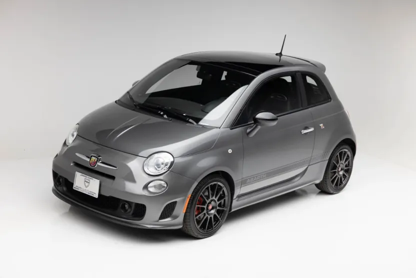 2013 Fiat 500 Abarth photo 1