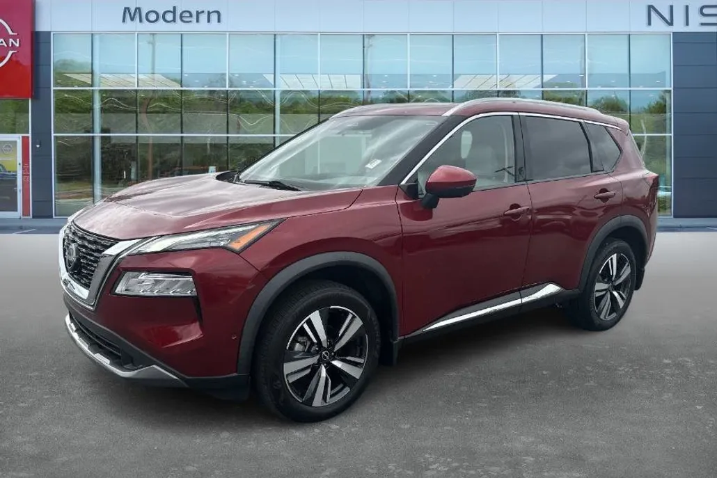 2023 Nissan Rogue SL photo 1