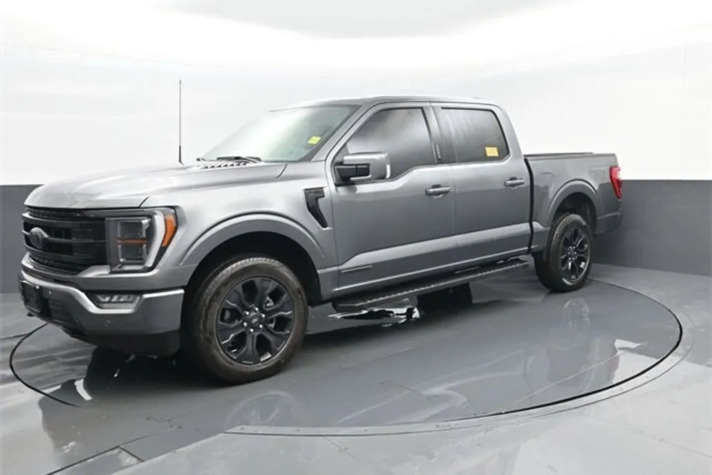 2023 Ford F-150 Lariat photo 1