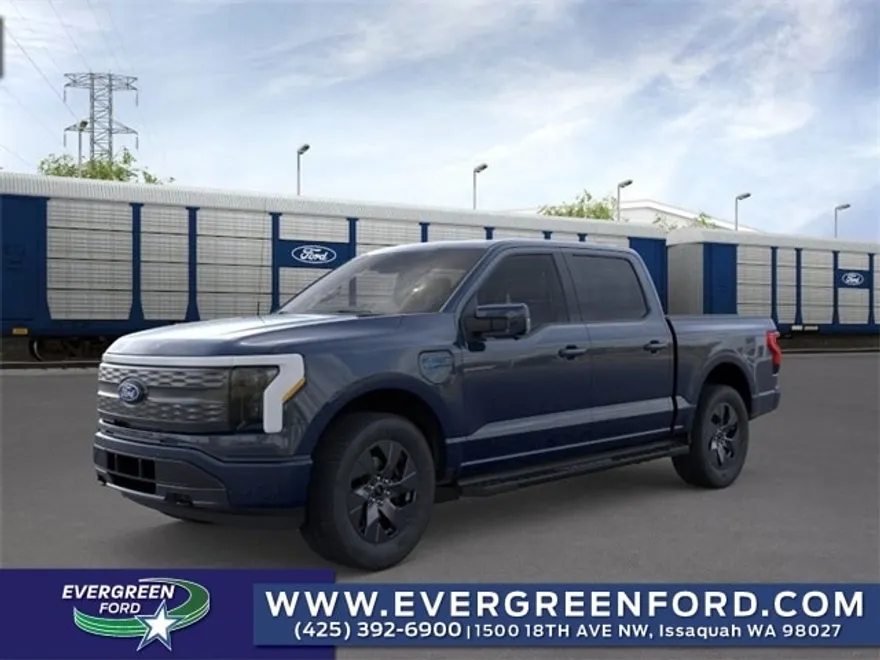 2025 Ford F-150 Lightning Lariat photo 1