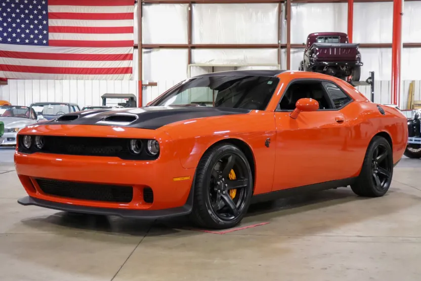 2022 Dodge Challenger Hellcat photo 1